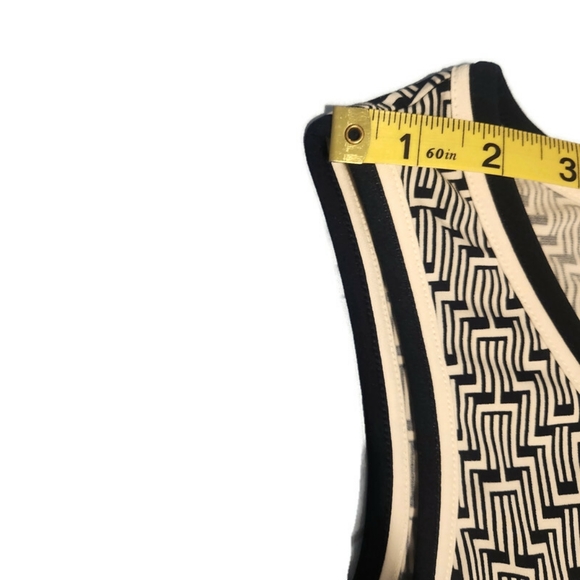 Max Studio Midi Tank Style Dress, Circular Cut Out & complimentary green band - Picture 13 of 14